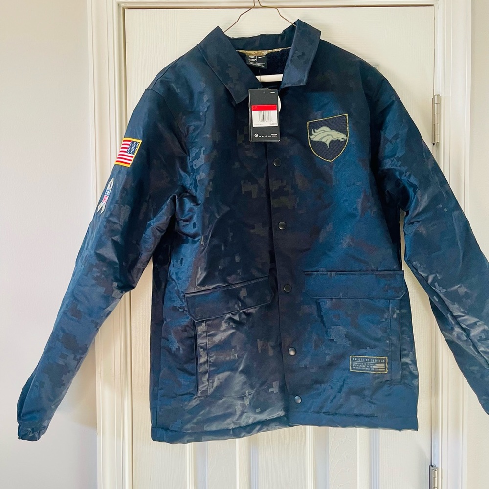 NFL Broncos/ Veterans Fans  Come Grab This Jacket  L